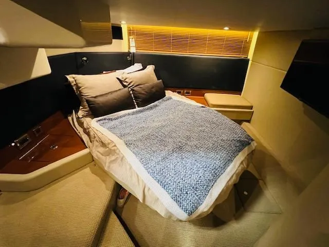 Slide: The Image of Sea Ray 470 Sundancer 2016 - 31