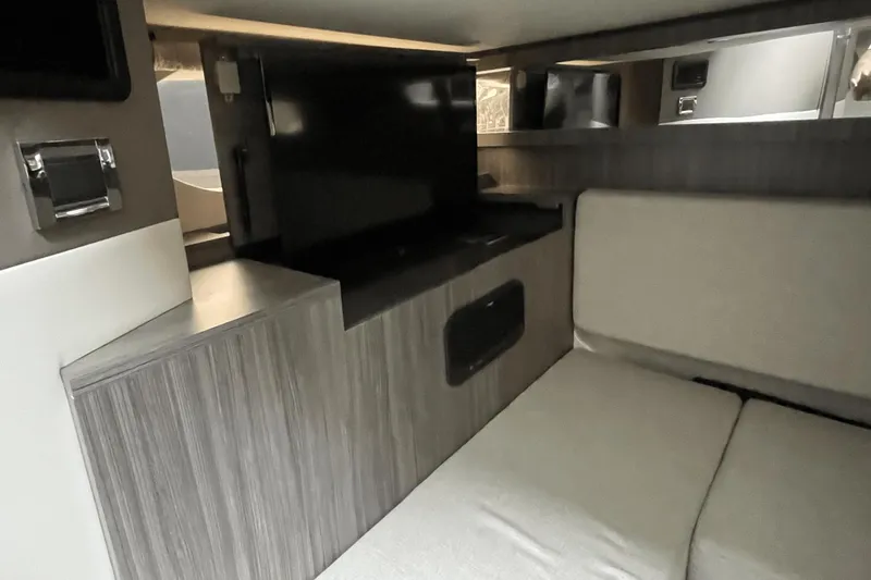 Slide: The Image of Sea Ray Sundancer 370 OB 2022 - 24