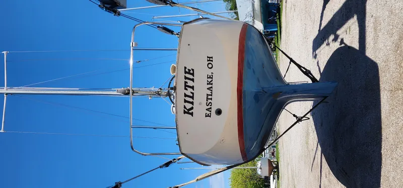 Slide: The Image of Cape Dory 30 1980 - 51