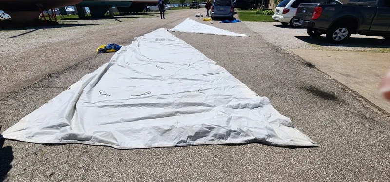 Slide: The Image of Cape Dory 30 1980 - 52