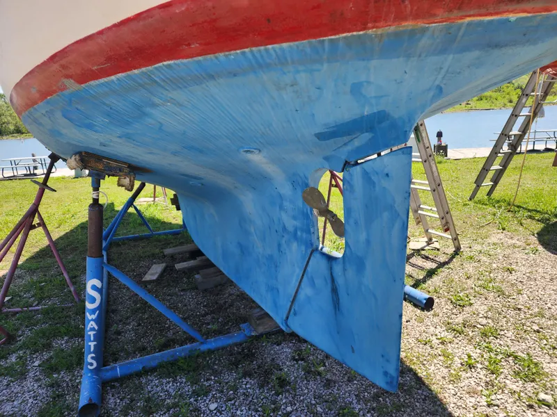 Slide: The Image of Cape Dory 30 1980 - 60