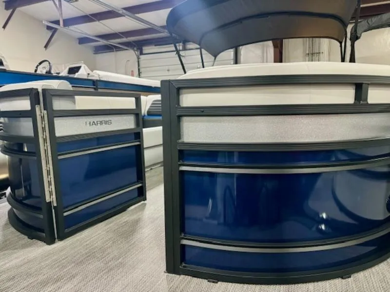 Slide: The Image of 2024 Harris Solstice 230 SLDH pontoon boat in showroom. - 13