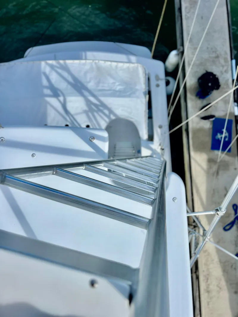 Slide: The Image of View from the top of a 1997 Viking 43 Convertible yacht ladder. - 31