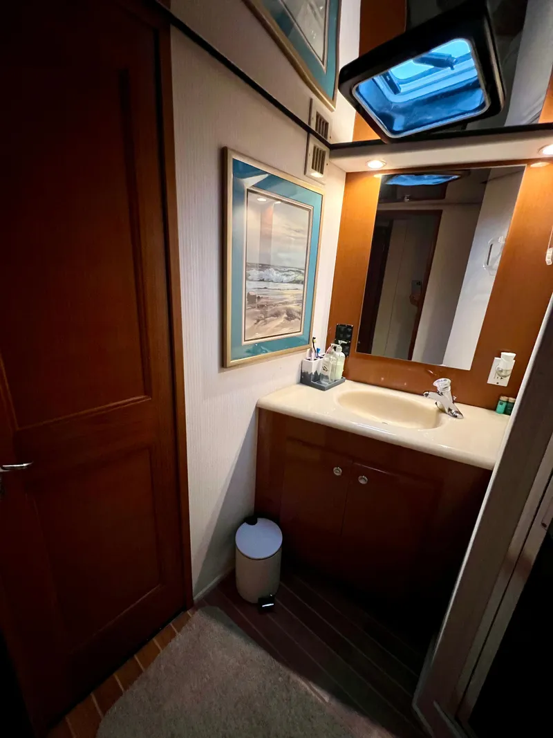 Slide: The Image of Viking 43 Convertible 1997 - 66