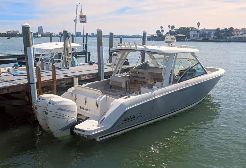 Slide: The Image of 2017 Boston Whaler 320 Vantage Twin 350 Verado Joystick Control (1).jpg - 8