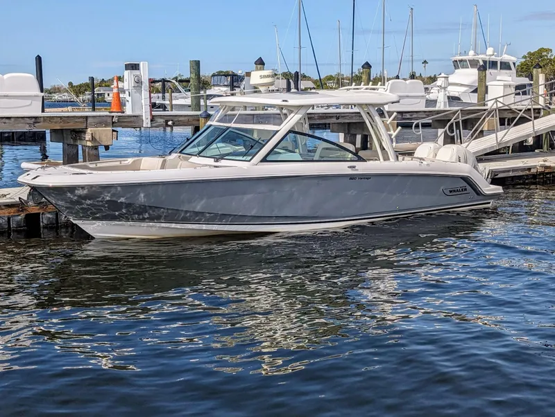 Slide: The Image of 2017 Boston Whaler 320 Vantage Twin 350 Verado Joystick Control (3).jpg - 81