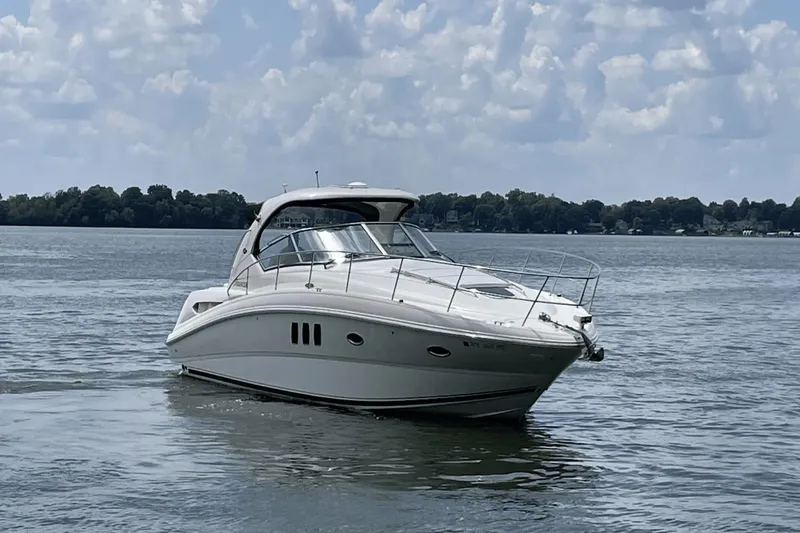 Slide: The Image of Sea Ray 38 Sundancer 2007 - 0