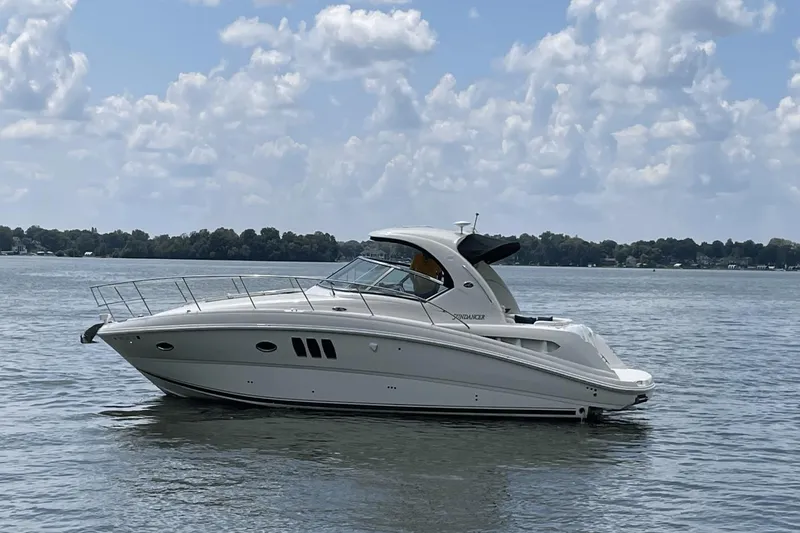 Slide: The Image of Sea Ray 38 Sundancer 2007 - 11