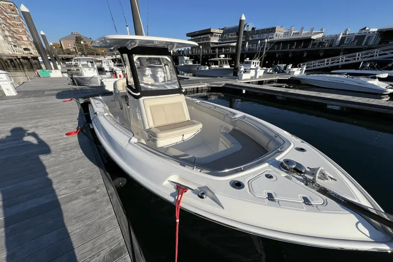 Slide: The Image of Boston Whaler 230 Outrage 2022 - 5