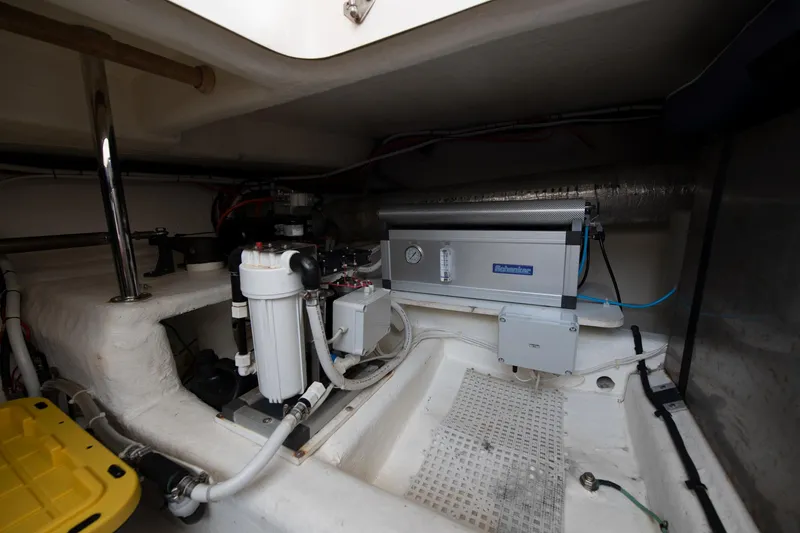 Slide: The Image of Maritimo Enclosed Fly Bridge 2007 - 72