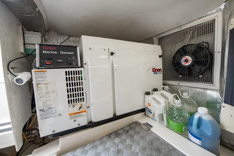 Slide: The Image of Maritimo Enclosed Fly Bridge 2007 - 74