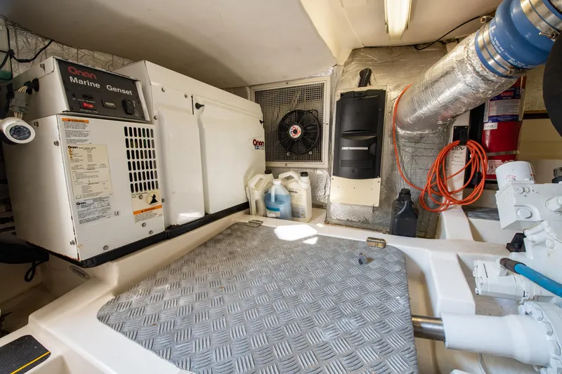 Slide: The Image of Maritimo Enclosed Fly Bridge 2007 - 87