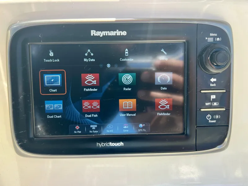 Slide: The Image of Raymarine Hybridtouch display on 2013 Boston Whaler MONTAUK boat. - 16