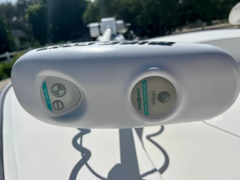 Slide: The Image of Close-up of a 2013 Boston Whaler MONTAUK boat's i-Pilot control system. - 21