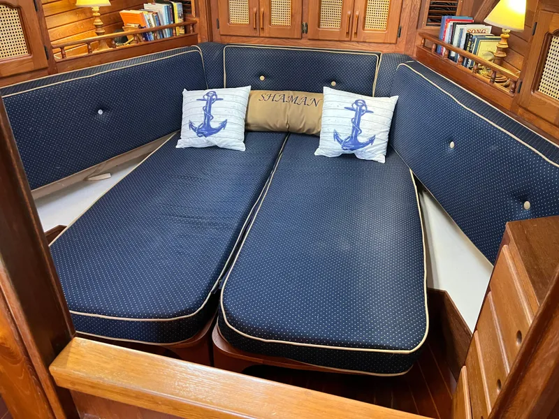 Slide: The Image of Gozzard 36 1990 - 84