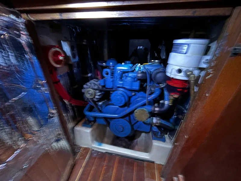 Slide: The Image of Gozzard 36 1990 - 88