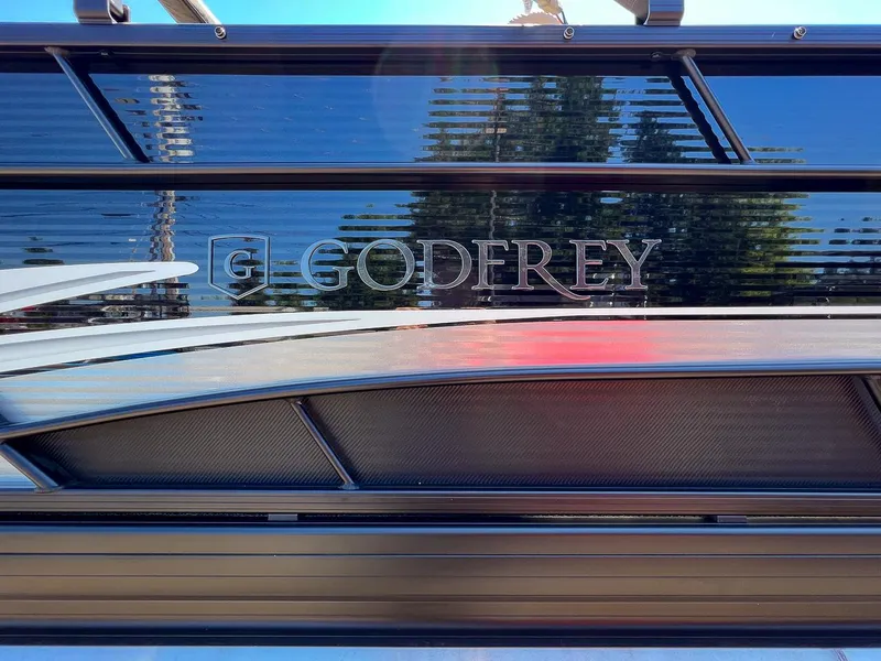 Slide: The Image of Godfrey SW2286 SFL 2023 - 14