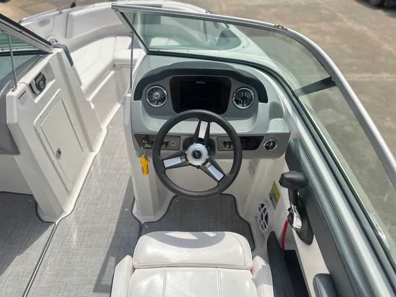 Slide: The Image of Chaparral 21 SSI SF 2021 - 4