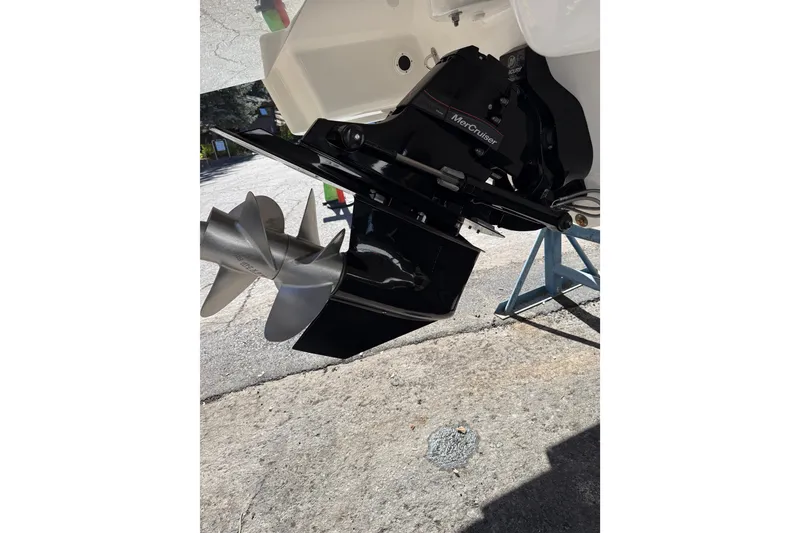Slide: The Image of 2025 Formula 270 Bowrider boat with MerCruiser outdrive and stainless steel propeller. - 17