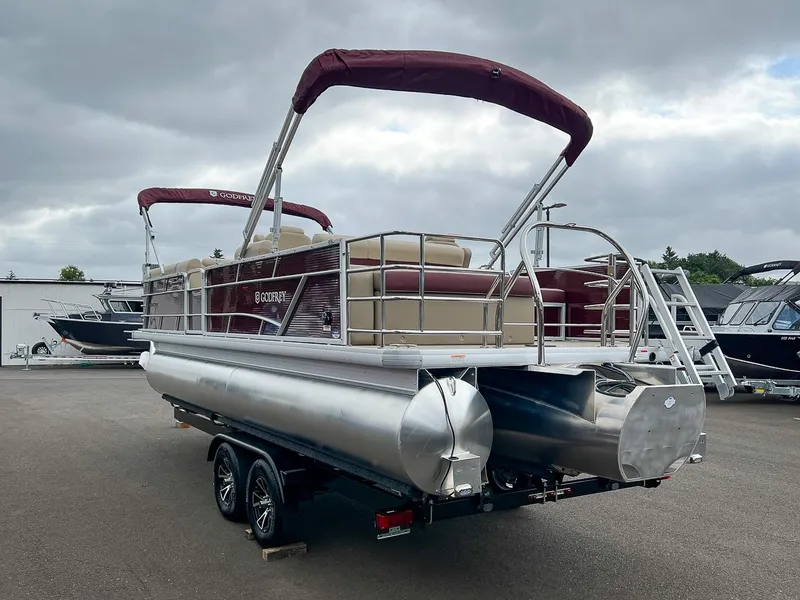 Slide: The Image of Godfrey SW2486 SFL 2023 - 3