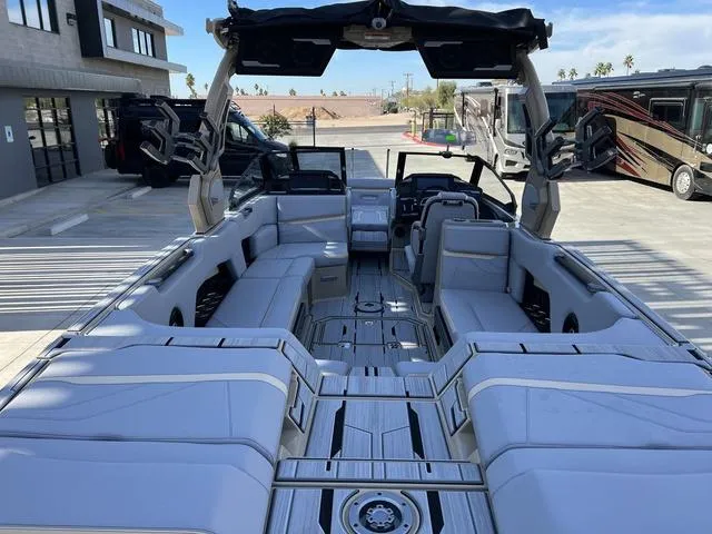 Slide: The Image of Supra SE 550 2024 - 11