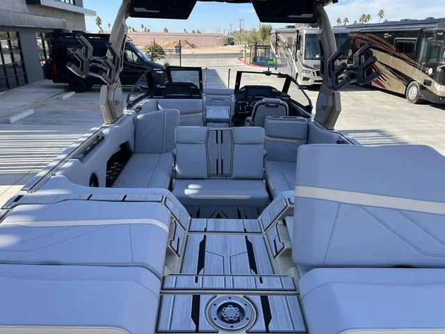 Slide: The Image of Supra SE 550 2024 - 12