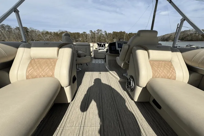 Slide: The Image of Premier 270 Intrigue 2024 - 16