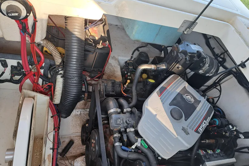 Slide: The Image of Engine compartment of a 2010 Sea Ray 260 Sun Deck boat. - 2
