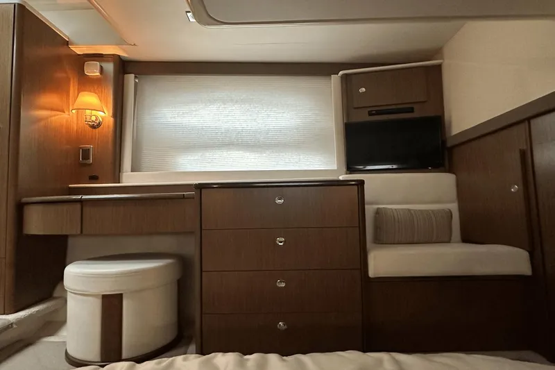 Slide: The Image of Meridian 441 Sedan 2015 - 64