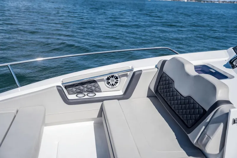 Slide: The Image of Aquila 36 2022 - 21