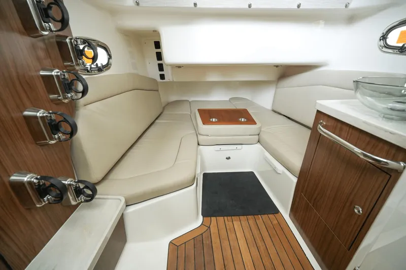 Slide: The Image of Boston Whaler 380 Outrage 2024 - 20