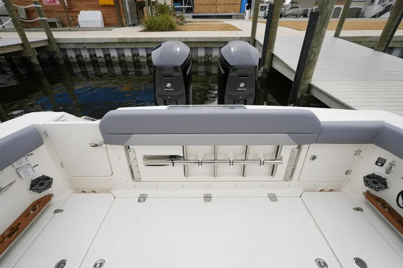 Slide: The Image of Boston Whaler 380 Outrage 2024 - 29