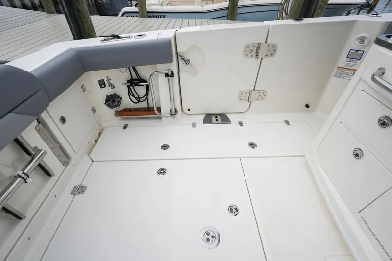 Slide: The Image of Boston Whaler 380 Outrage 2024 - 33