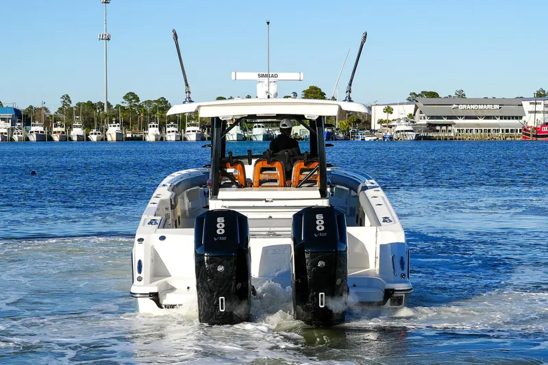 Slide: The Image of Boston Whaler 380 Outrage 2024 - 6