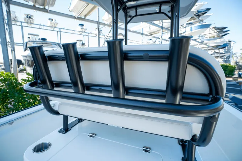 Slide: The Image of Boston Whaler 210 Montauk 2024 - 10