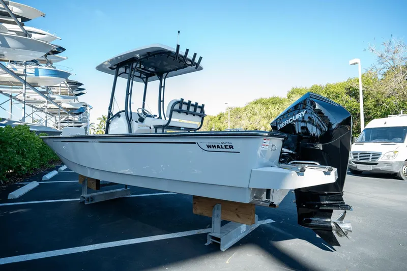 Slide: The Image of Boston Whaler 210 Montauk 2024 - 4