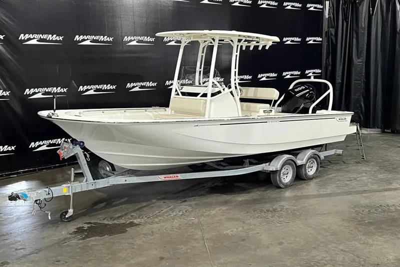 Slide: The Image of Boston Whaler 210 Montauk 2024 - 0
