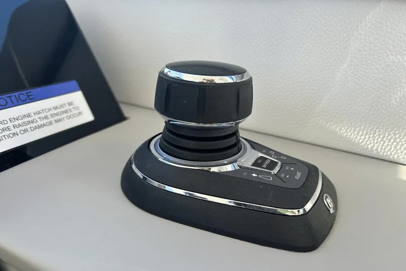 Slide: The Image of Cruisers Yachts 34 GLS Outboard 2024 - 21