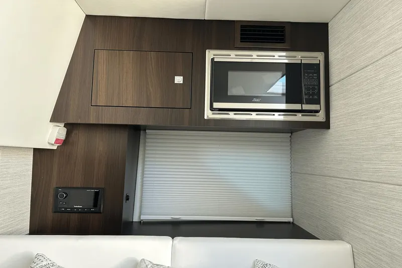 Slide: The Image of Cruisers Yachts 34 GLS Outboard 2024 - 44