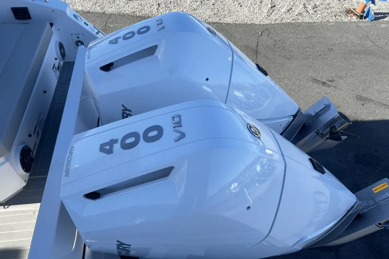 Slide: The Image of Cruisers Yachts 34 GLS Outboard 2024 - 5