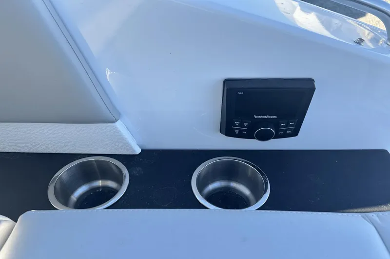 Slide: The Image of Cruisers Yachts 34 GLS Outboard 2024 - 8