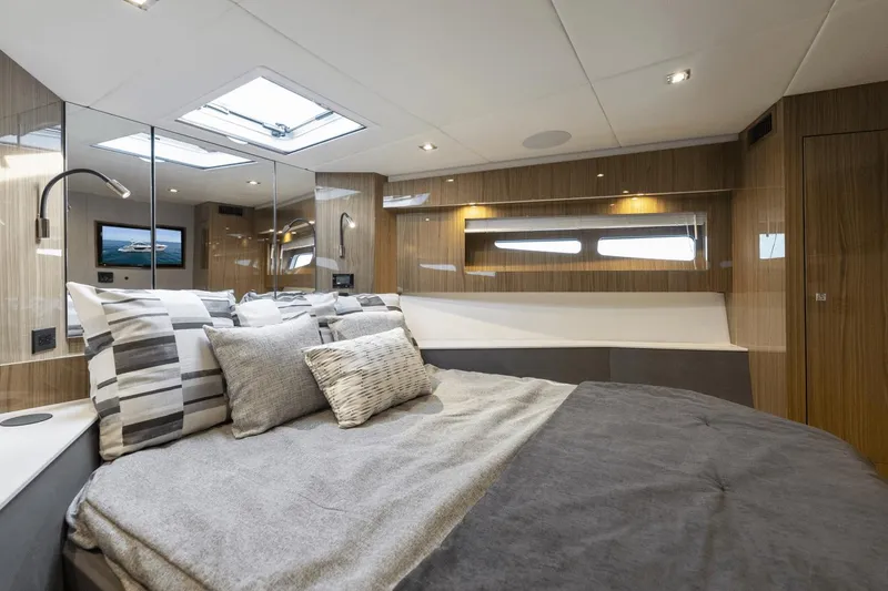 Slide: The Image of Cruisers 50 Cantius 2024 - 20
