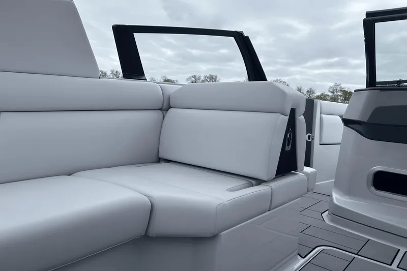 Slide: The Image of Aviara AV28 Outboard 2024 - 13