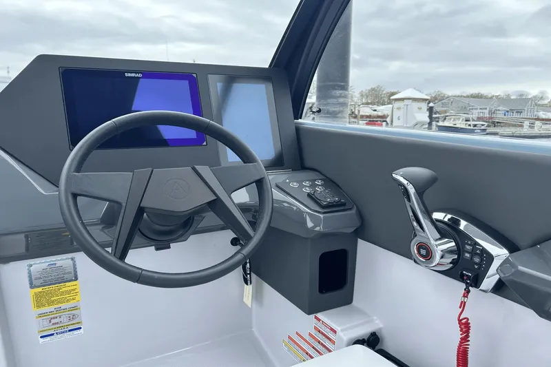 Slide: The Image of Aviara AV28 Outboard 2024 - 20