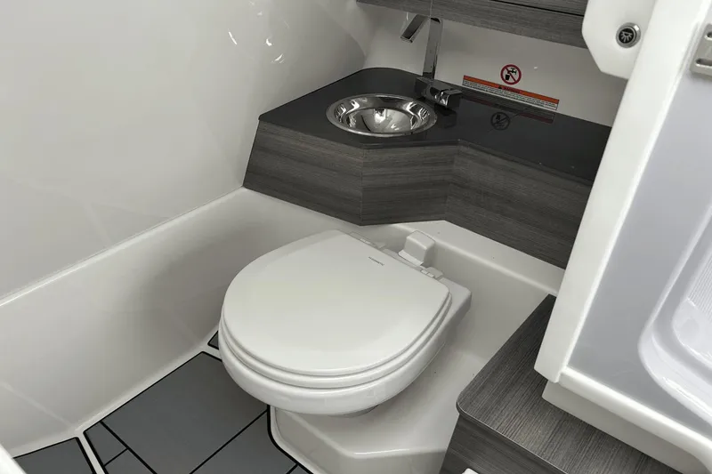 Slide: The Image of Aviara AV28 Outboard 2024 - 28