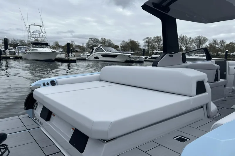 Slide: The Image of Aviara AV28 Outboard 2024 - 4