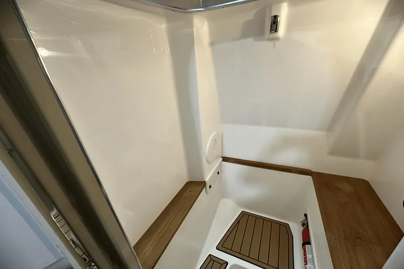 Slide: The Image of MasterCraft X26 2024 - 144