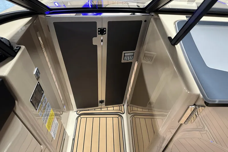 Slide: The Image of MasterCraft X26 2024 - 158