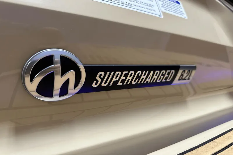 Slide: The Image of MasterCraft X26 2024 - 34