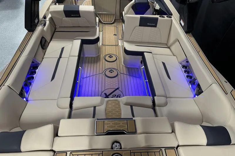 Slide: The Image of MasterCraft X26 2024 - 57